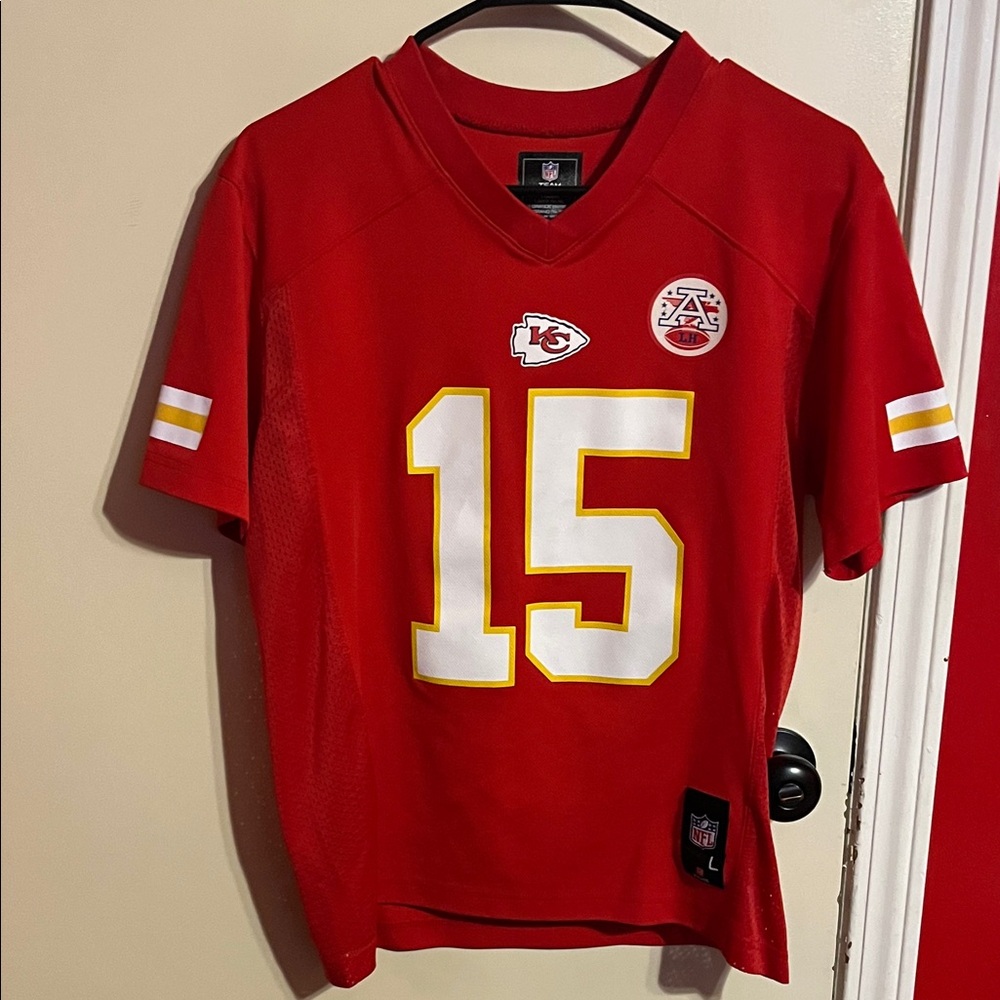NFL Boy’s Patrick Mahomes #15 Jersey
